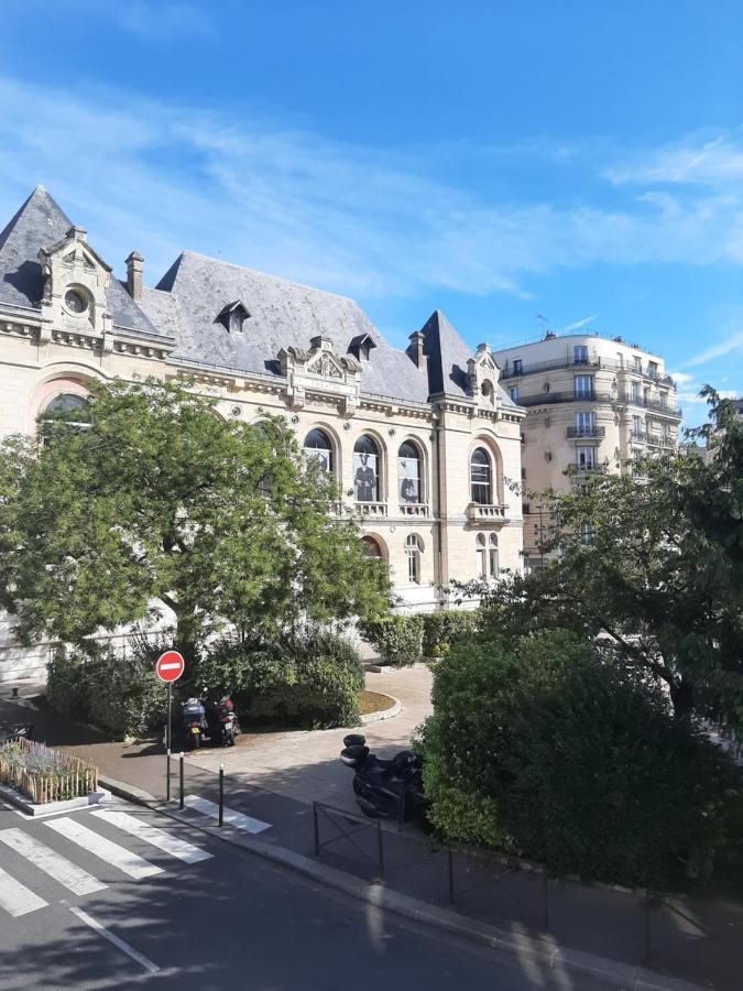 La Studette Du Theatre Apartment Boulogne-Billancourt Exterior photo